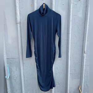 Cutler Mock  Turtleneck t-shirt maternity dress, size Large